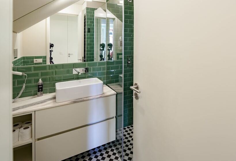 2 Bedroom Apartment Pool View, Aparthotel Oporto Alves Da Veiga