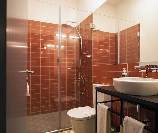 1 Bedroom Apartment with Balcony Pool View, Aparthotel Oporto Alves Da Veiga