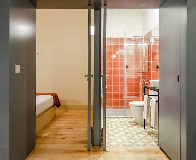 1 Bedroom Apartment with Balcony Pool View, Aparthotel Oporto Alves Da Veiga