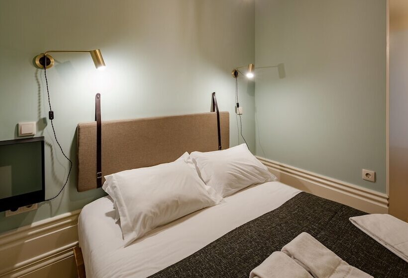 2 Bedroom Apartment Pool View, Aparthotel Oporto Alves Da Veiga