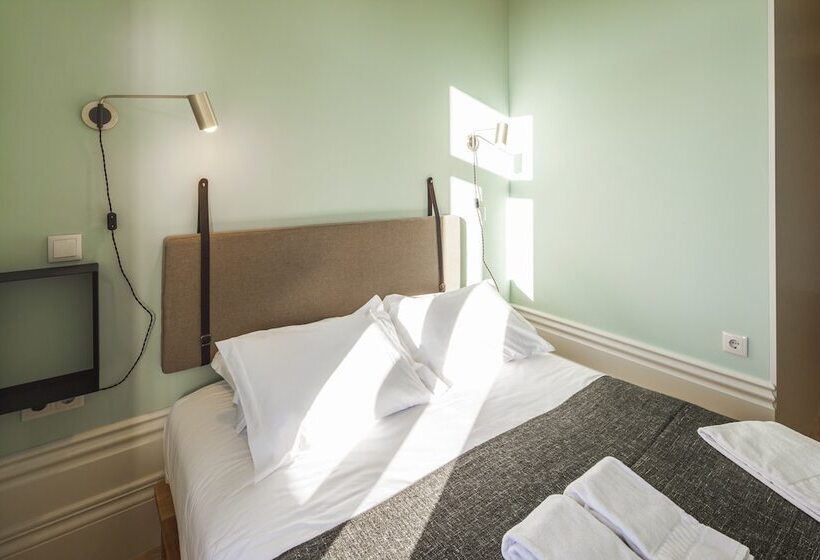 2 Bedroom Apartment Pool View, Aparthotel Oporto Alves Da Veiga