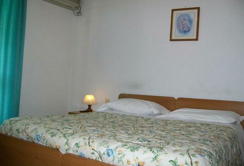 Номер Стандарт с Балконом, Locanda La Rotonda