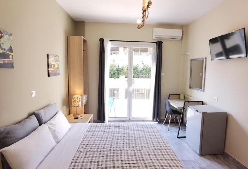 Номер Стандарт, Achillion Hotel Piraeus