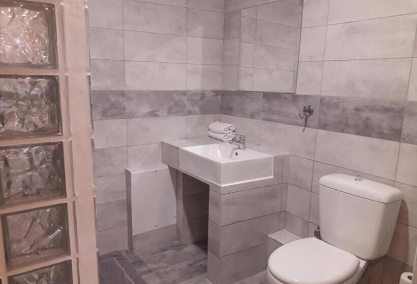 Номер Superior, Achillion Hotel Piraeus