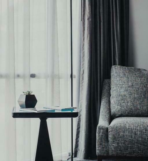 اتاق لوکس با تخت بزرگ, Atix