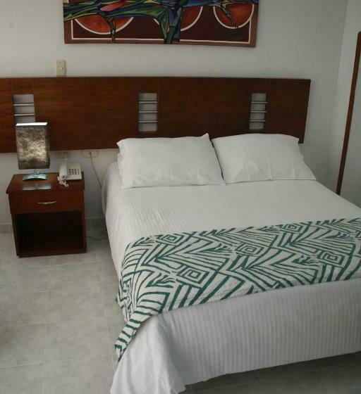 غرفة قياسية, Barrancabermeja Plaza