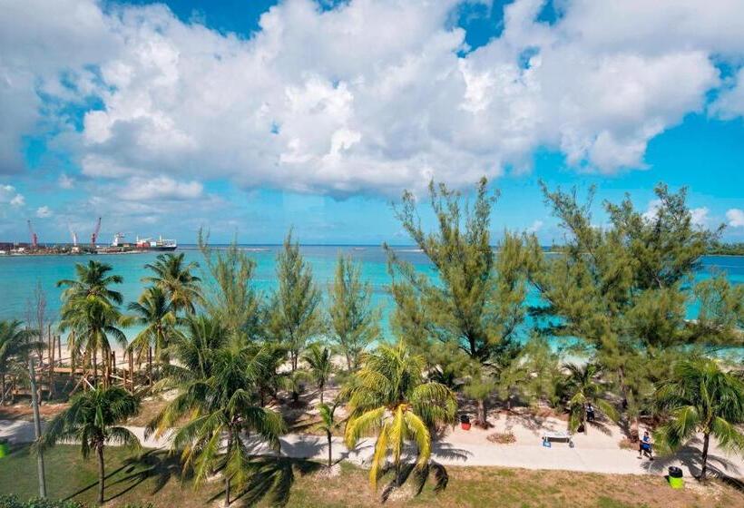 اتاق استاندارد با تخت بزرگ, Courtyard By Marriott Nassau Downtown/junkanoo Beach