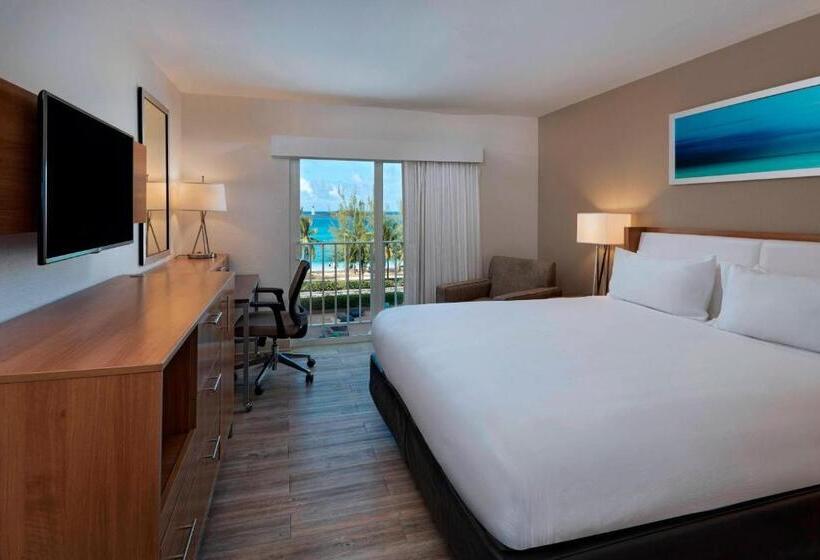 اتاق استاندارد با چشم‌انداز دریا, Courtyard By Marriott Nassau Downtown/junkanoo Beach