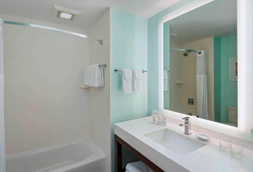 اتاق استاندارد با تخت دوبل, Courtyard By Marriott Nassau Downtown/junkanoo Beach