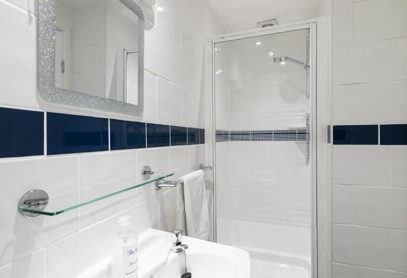 اتاق استاندارد با چشمانداز دریا, Kenton