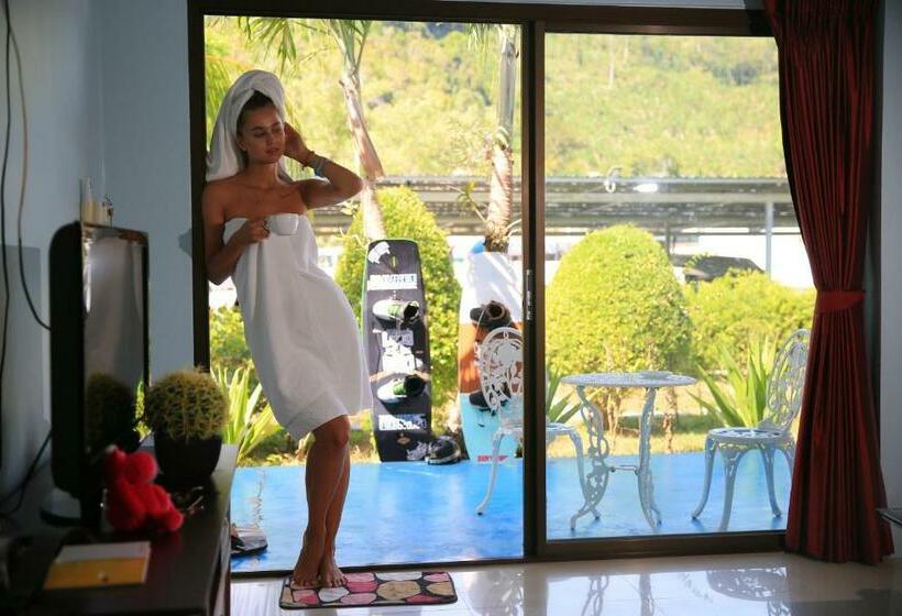 חדר דלוקס, Phuket Wake Park