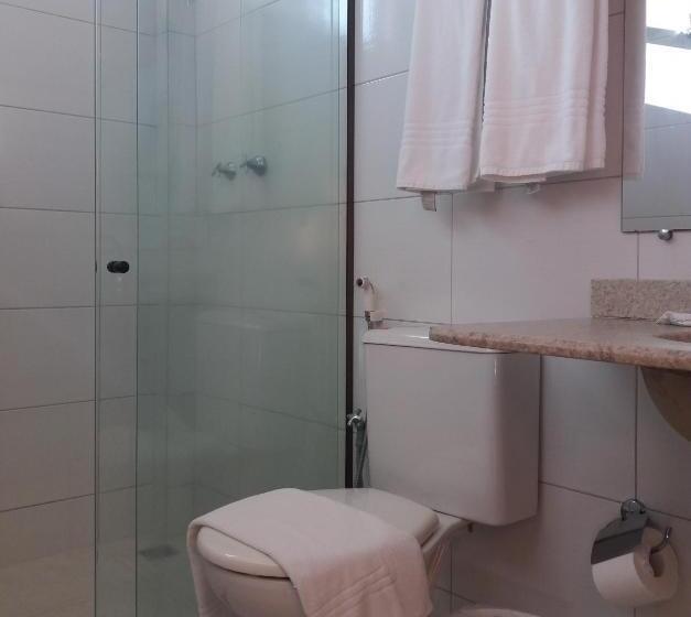 חדר אקונומי לשלושה, Porto Geraes Praia