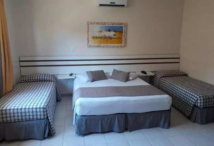 Economy Quadruple Room, Porto Geraes Praia