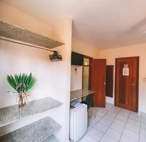Economy Quadruple Room, Porto Geraes Praia
