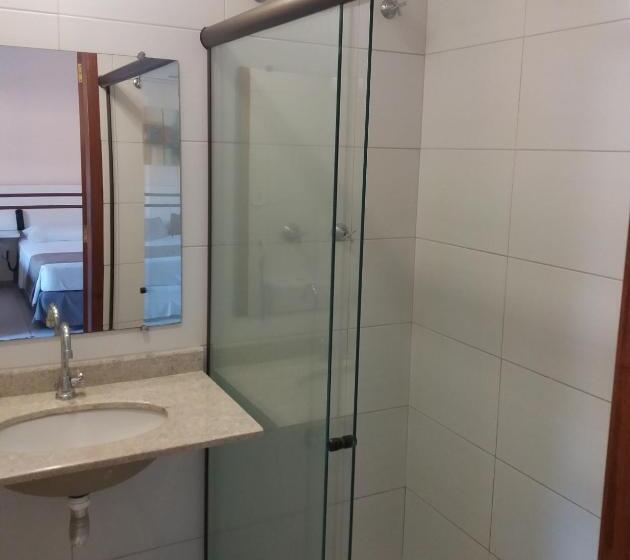 חדר אקונומי לארבעה, Porto Geraes Praia