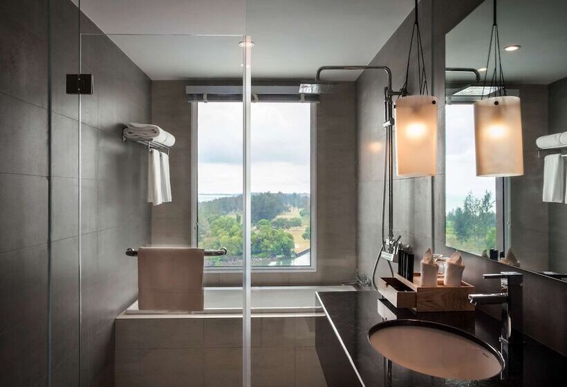 オーシャンビューデラックスルーム, Pullman Miri Waterfront