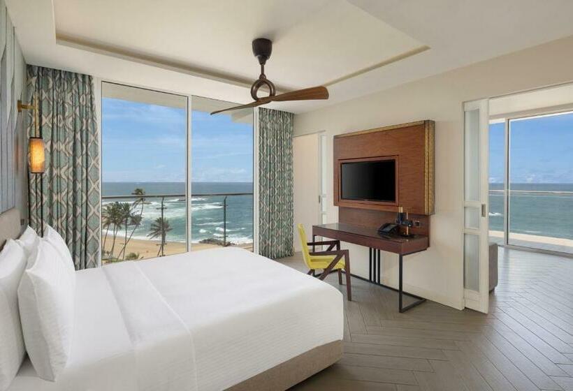 Люкс Вид на Море, Radisson Blu Resort Galle