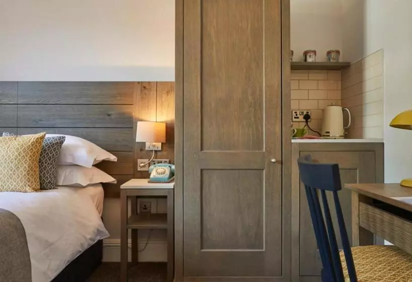 ベーシックルーム, The Swan, Streatley, Berkshire