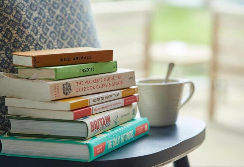 家庭间, The Swan, Streatley, Berkshire