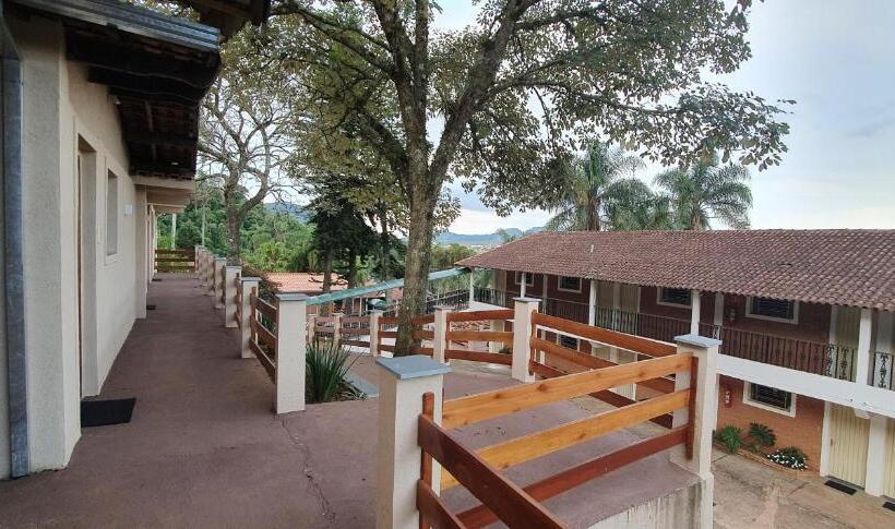 غرفة قياسية, Varandas Do Sol