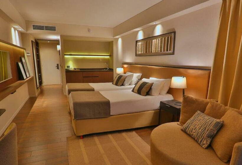 إستوديو سوبيريور, Mulen Hotel Tandil