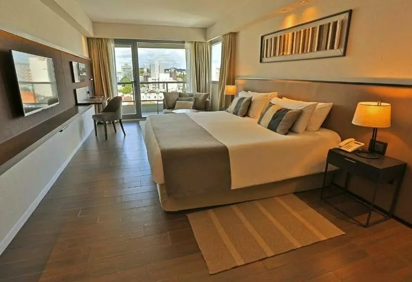スーペリアスタジオ, Mulen Hotel Tandil