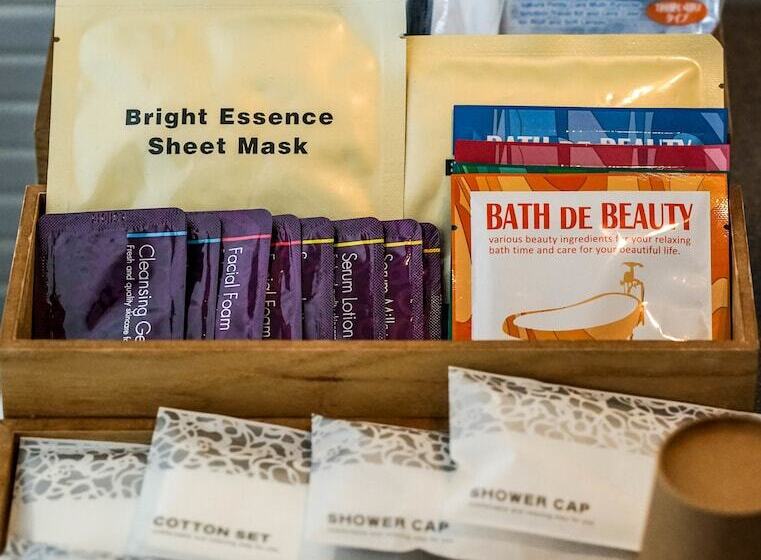 Номер Executive, Secret House Makishi