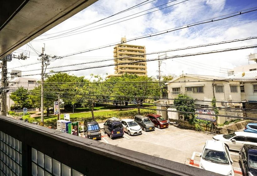 Номер Executive, Secret House Makishi