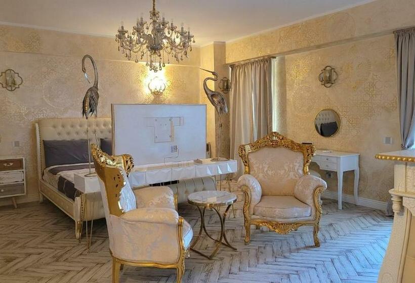 キングサイズベッドのデラックススイート, Terrace Suites Iasi