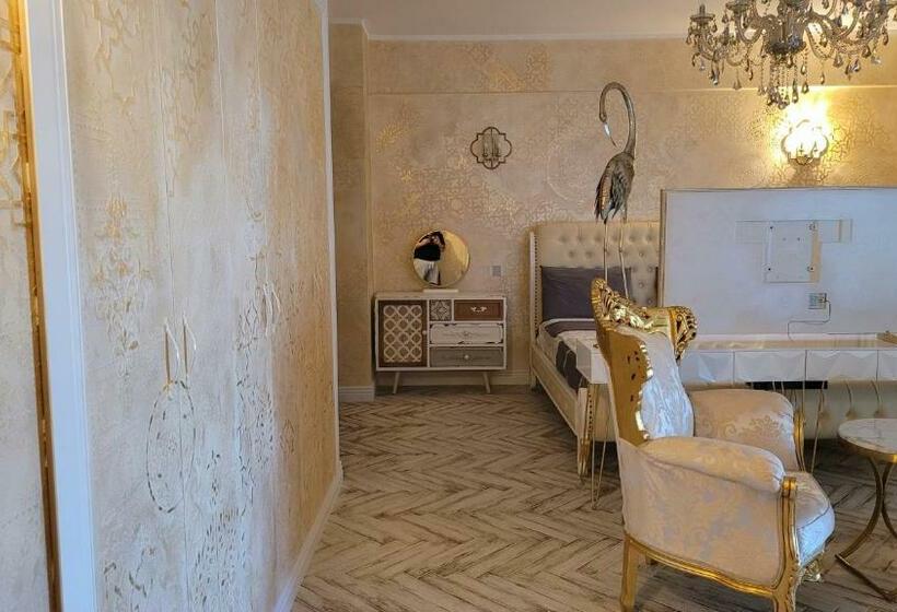 キングサイズベッドのデラックススイート, Terrace Suites Iasi