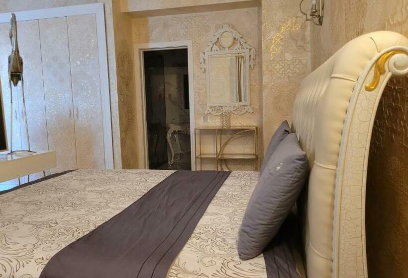 キングサイズベッドのデラックススイート, Terrace Suites Iasi