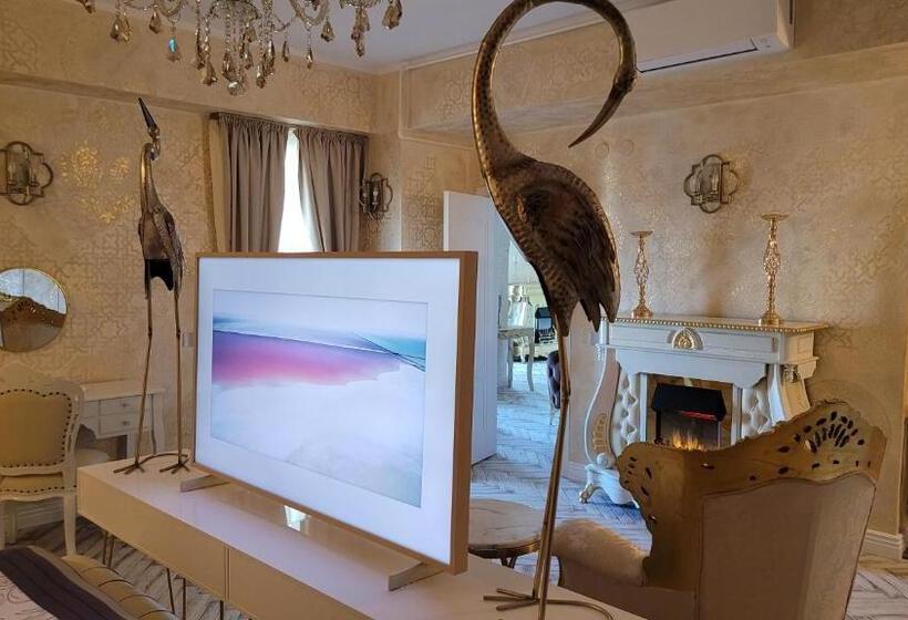 キングサイズベッドのデラックススイート, Terrace Suites Iasi