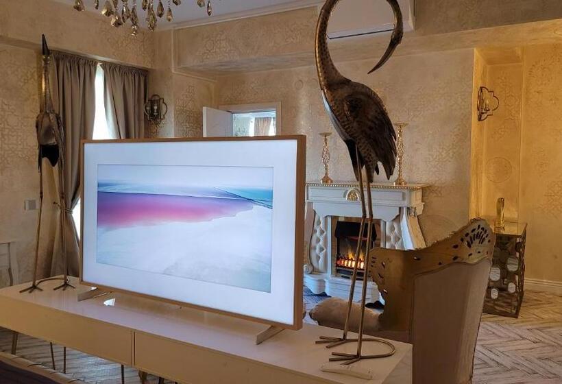 キングサイズベッドのデラックススイート, Terrace Suites Iasi