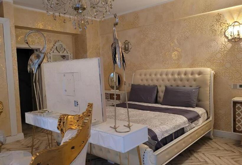 キングサイズベッドのデラックススイート, Terrace Suites Iasi