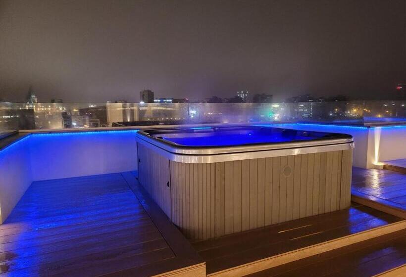 キングサイズベッドのスイートルーム, Terrace Suites Iasi