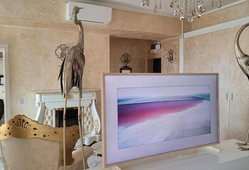 キングサイズベッドのデラックススイート, Terrace Suites Iasi