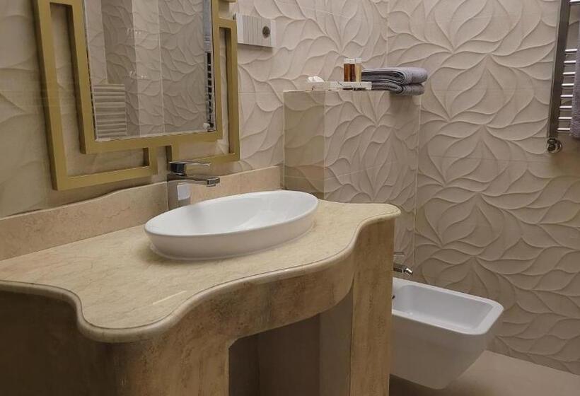 キングサイズベッドのスイートルーム, Terrace Suites Iasi