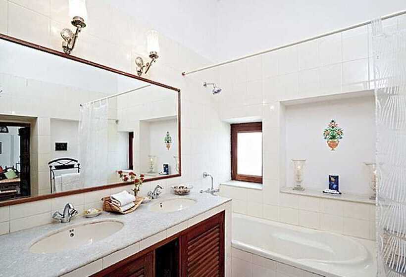 جناح ملكى, Fort Barli   A 16th Century Castle