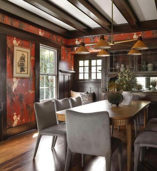 בונגלו משפחתי, The Craft House Inn