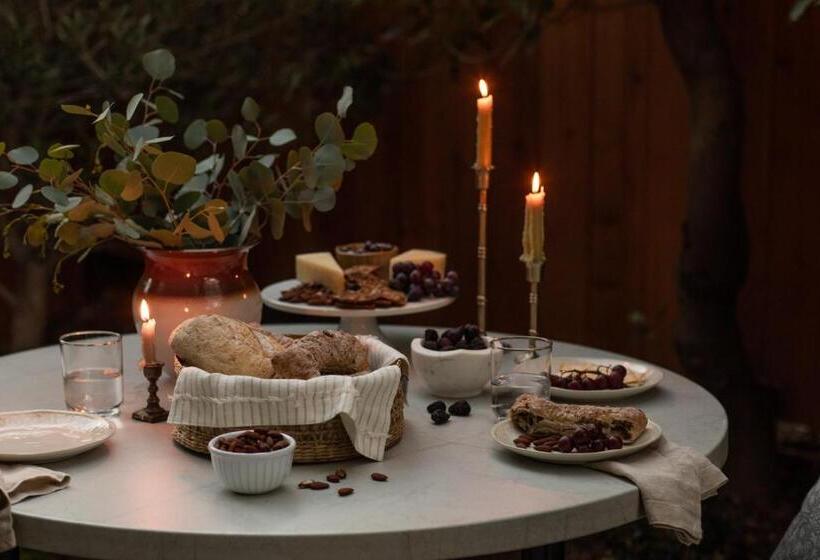 חדר סטנדרט עם טרסה, The Craft House Inn