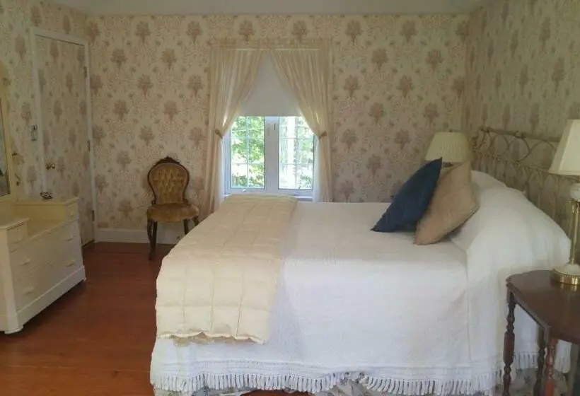 キングサイズベッドのスイートルーム, Harpswell Inn