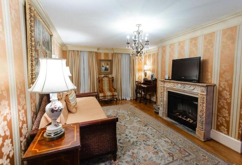 套房, 1840s Carrollton Inn