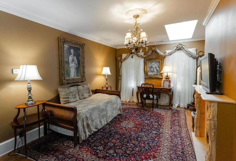 套房, 1840s Carrollton Inn