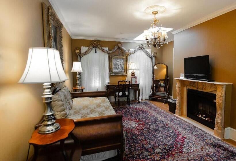 スイート, 1840s Carrollton Inn