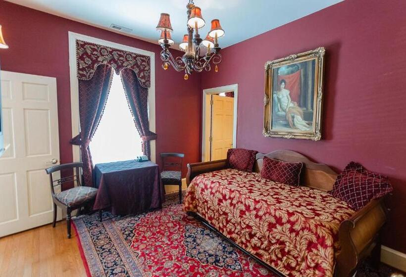 スイート, 1840s Carrollton Inn