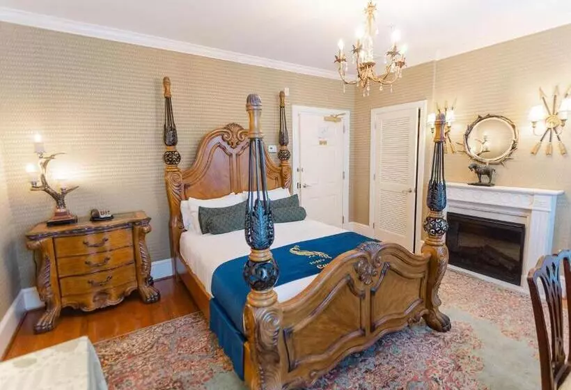 スタンダードルーム, 1840s Carrollton Inn