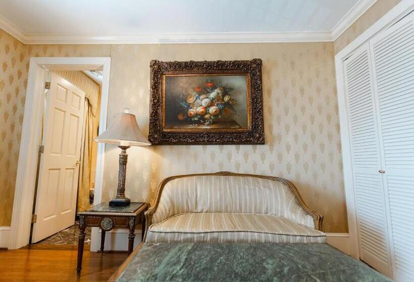 套房, 1840s Carrollton Inn