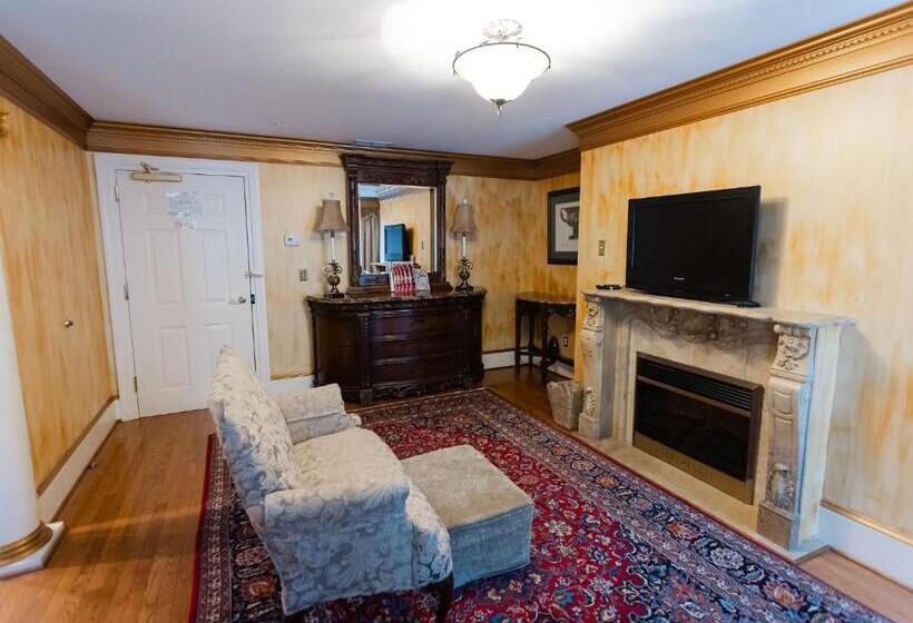 套房, 1840s Carrollton Inn