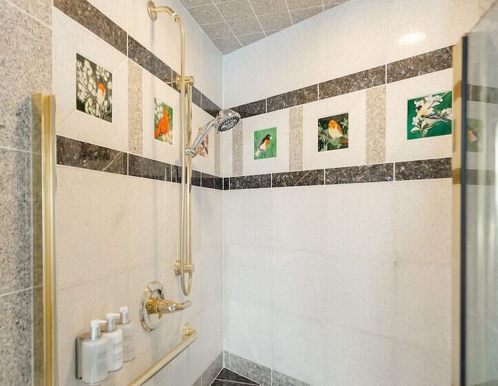 标准间, 1840s Carrollton Inn