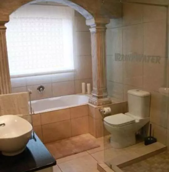 Deluxe-huone, Drinkwater Guest Farm